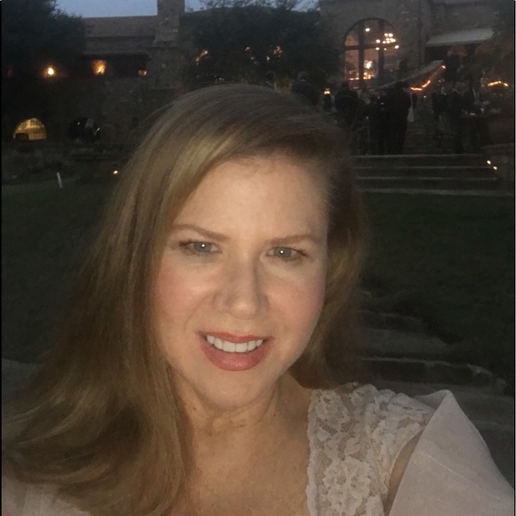 Meet your Posher, Charlotte - Picture 1 of 7